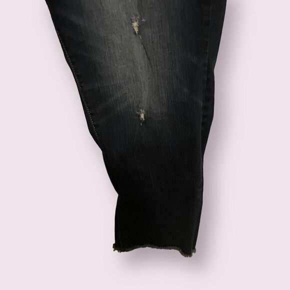 TORRID | Distressed Jeans - Picture 3 of 6